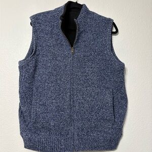 Pendleton Men’s Washable Wool Reversible Zip-Up Vest w Side Pockets. BlackFleece